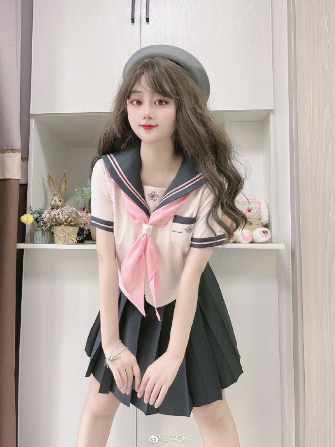 卷花啾酱##jk##水手服##jk日常 Jk水手服可爱
