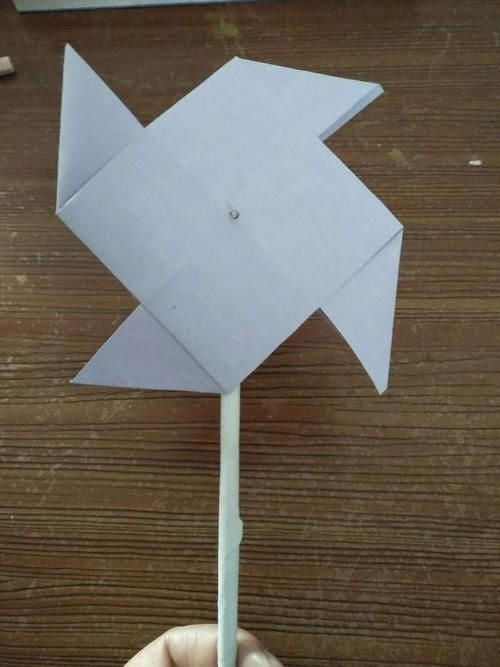 牙签制作小风车图解