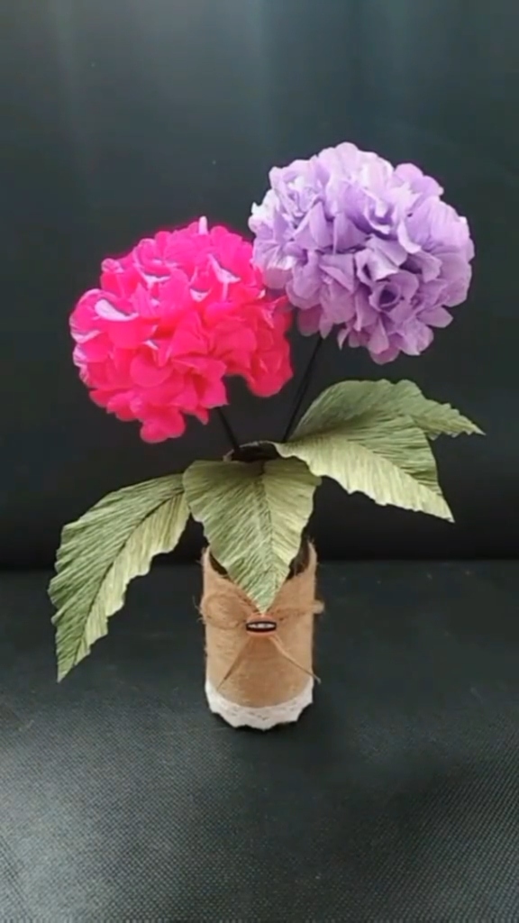 彩色皱纹纸手工花制作