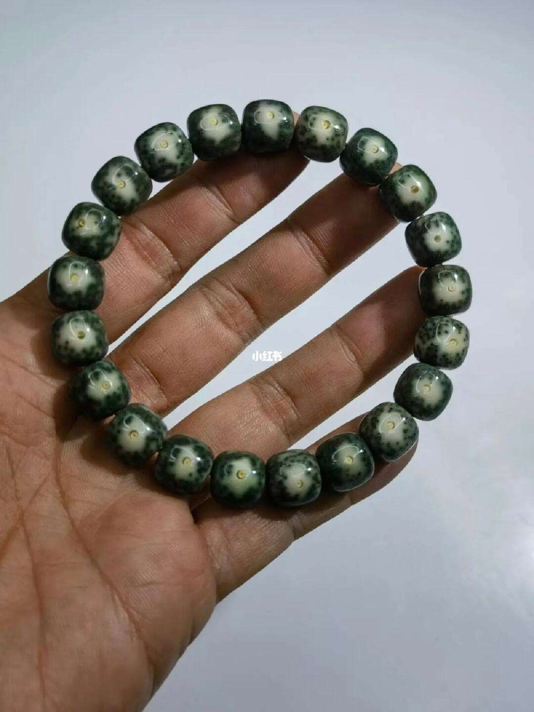 绿幽灵星月