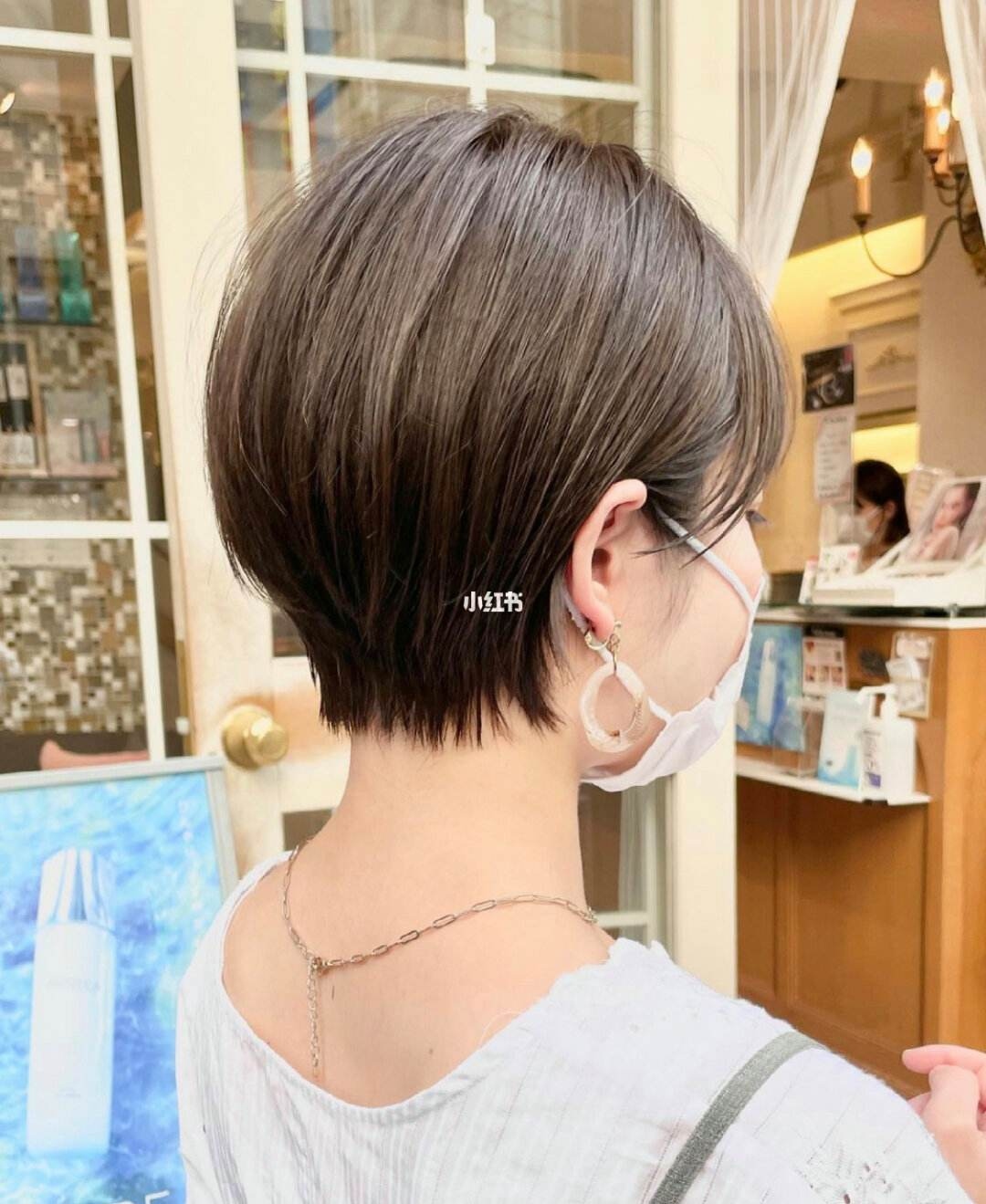 2018流行“立体后脑勺”发型，特别适合中国女生，剪完很完美-搜狐大视野-搜狐新闻