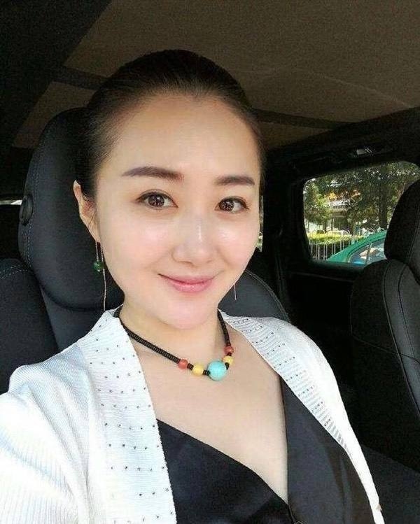 宋小宝老婆的真照片